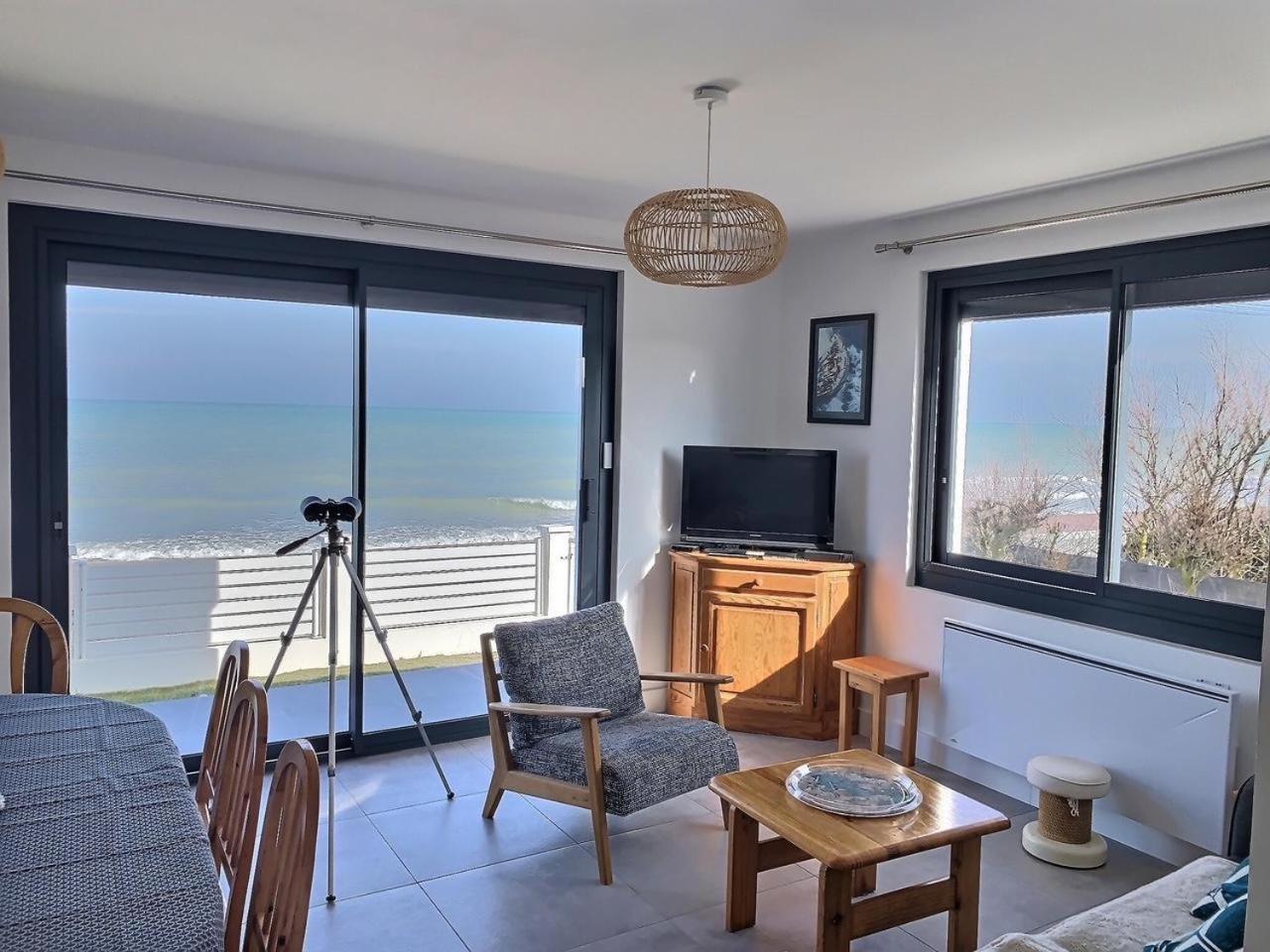 Villa De La Plage, Front De Mer, Juno Beach Bernières-sur-Mer المظهر الخارجي الصورة
